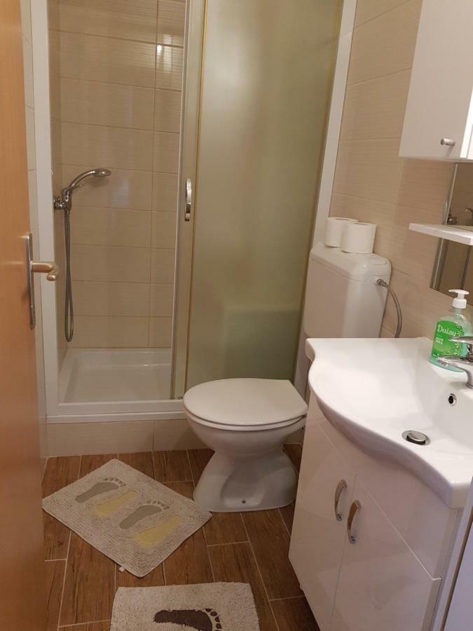 Rooms Neda Rab Town Exterior foto